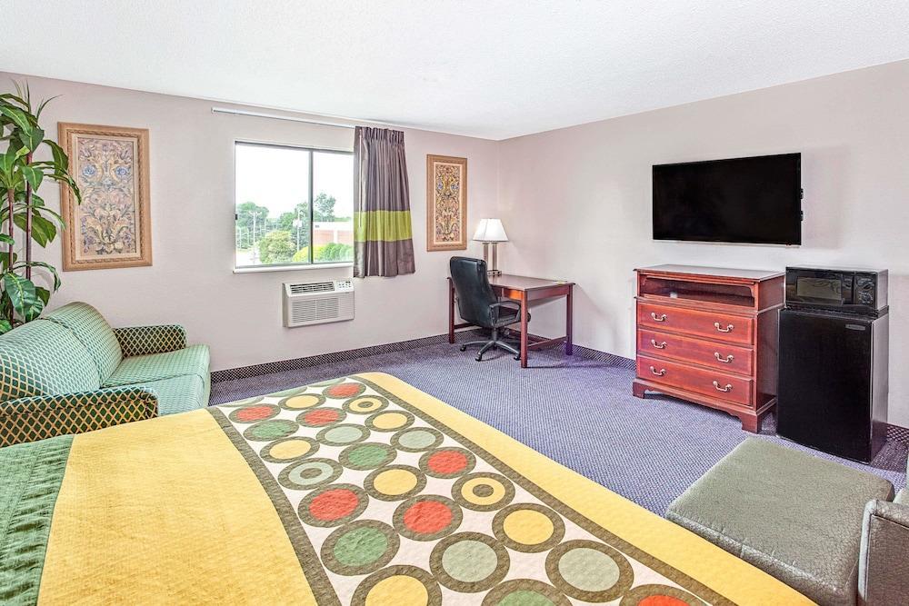 Quality Inn Atlanta Airport-Central College Park Екстериор снимка