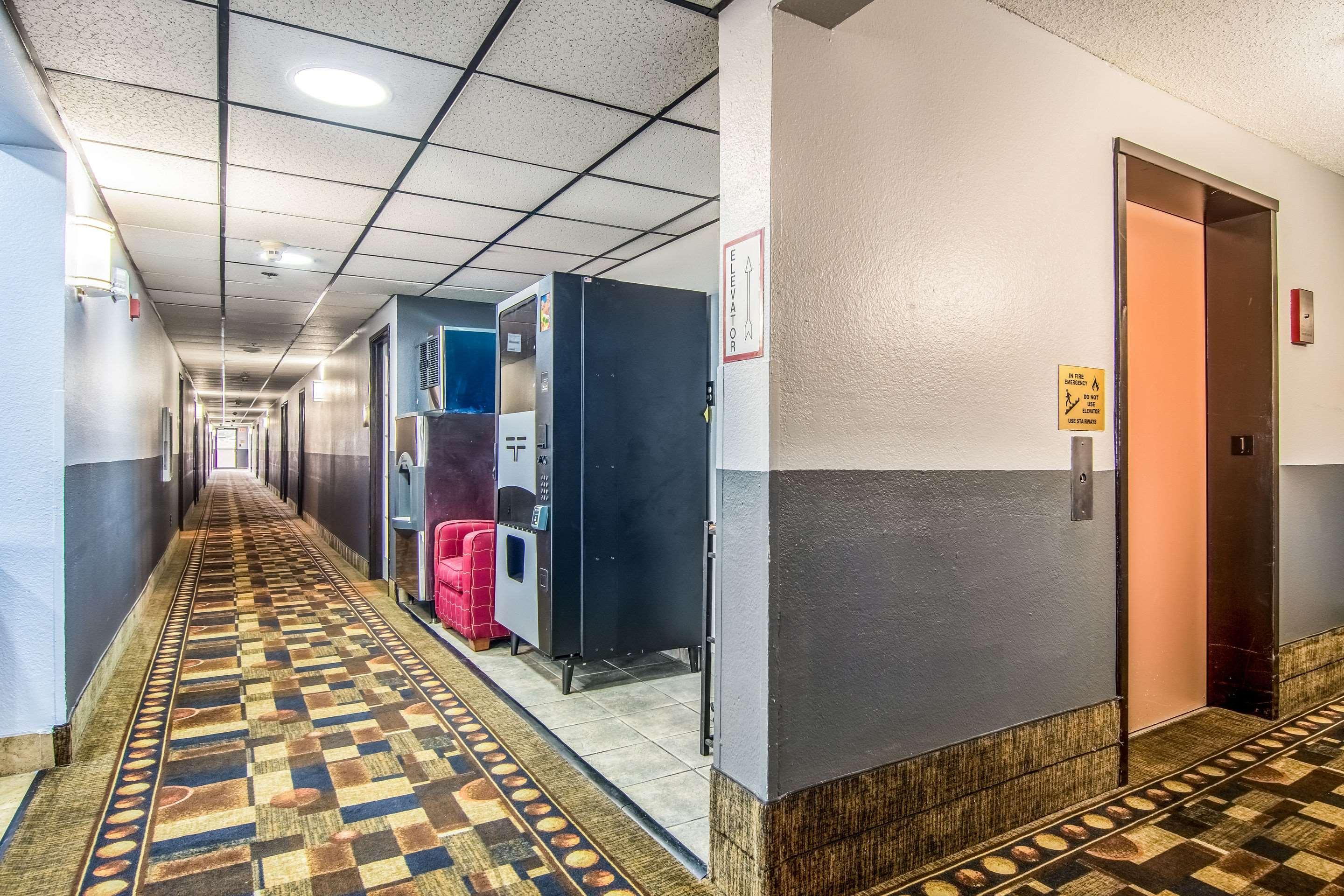 Quality Inn Atlanta Airport-Central College Park Екстериор снимка