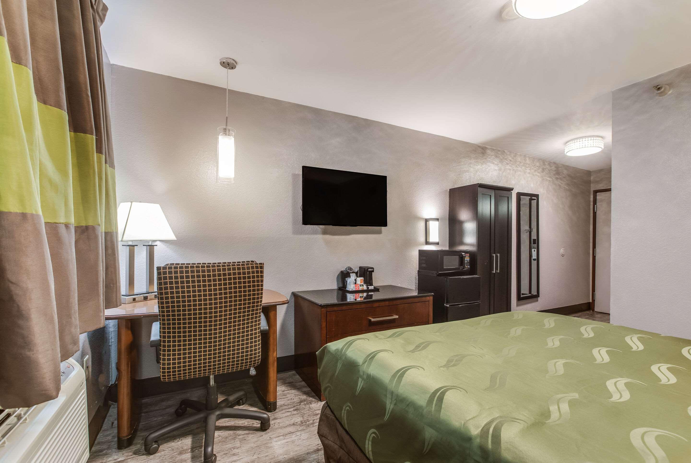 Quality Inn Atlanta Airport-Central College Park Екстериор снимка