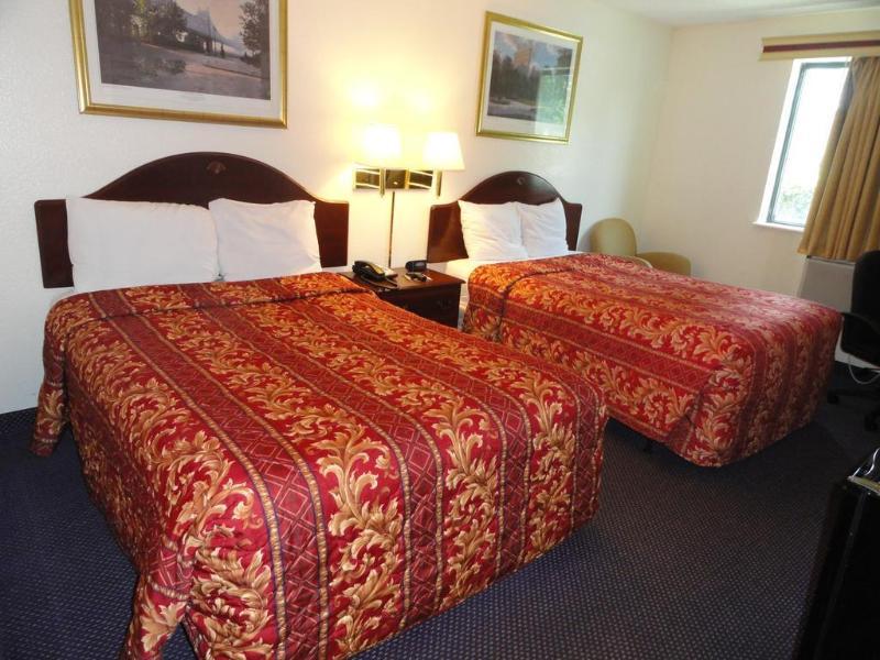 Quality Inn Atlanta Airport-Central College Park Екстериор снимка